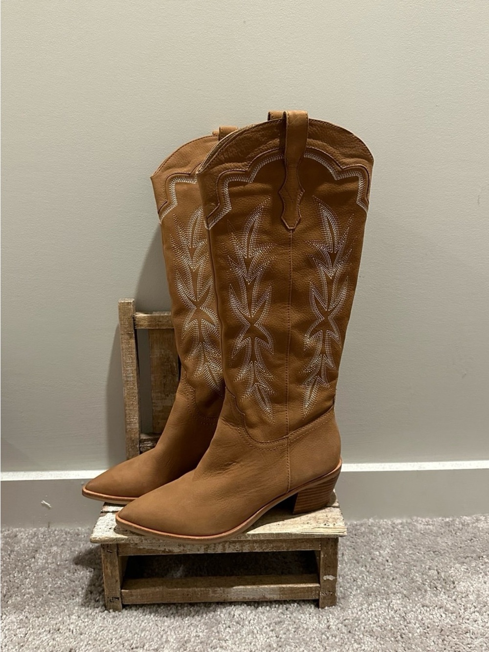 Dolce Vita Shiren Whiskey Nubuck Tall Cowgirl Western Boots Booties Women Sz 8.5